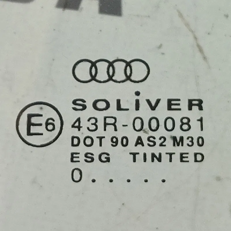 Скло дверей Audi A6 C5 (97-05) ліве заднє OEM 43r00081