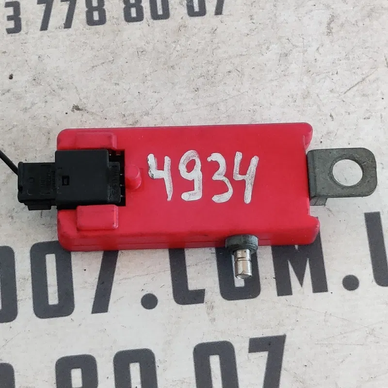 Блок керування антеною Audi A4 B5 (94-01) OEM 8D9035225B