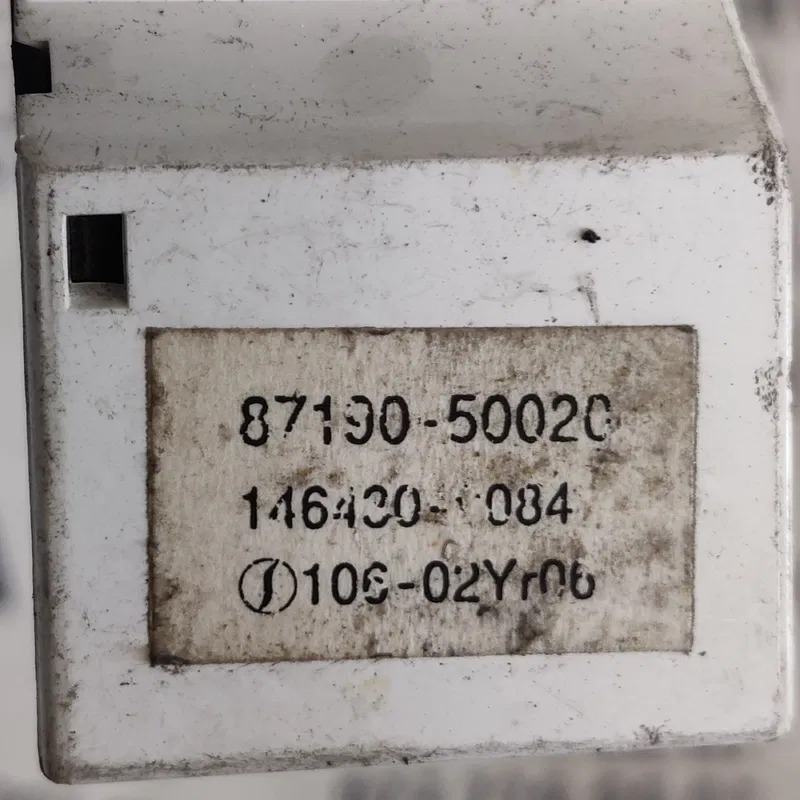 Блок кнопок Lexus LS 430 (00-06) OEM 8719050020
