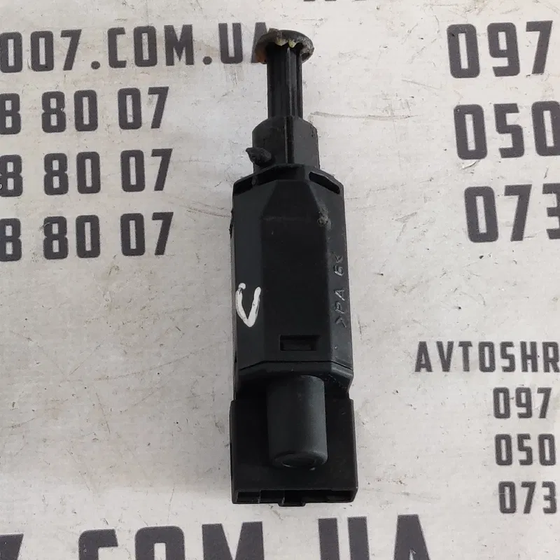 Датчик зчеплення Volkswagen T4 1H0927189D