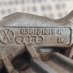 Помпа Volkswagen Golf 4 (97-06) OEM 038121019r фото 3