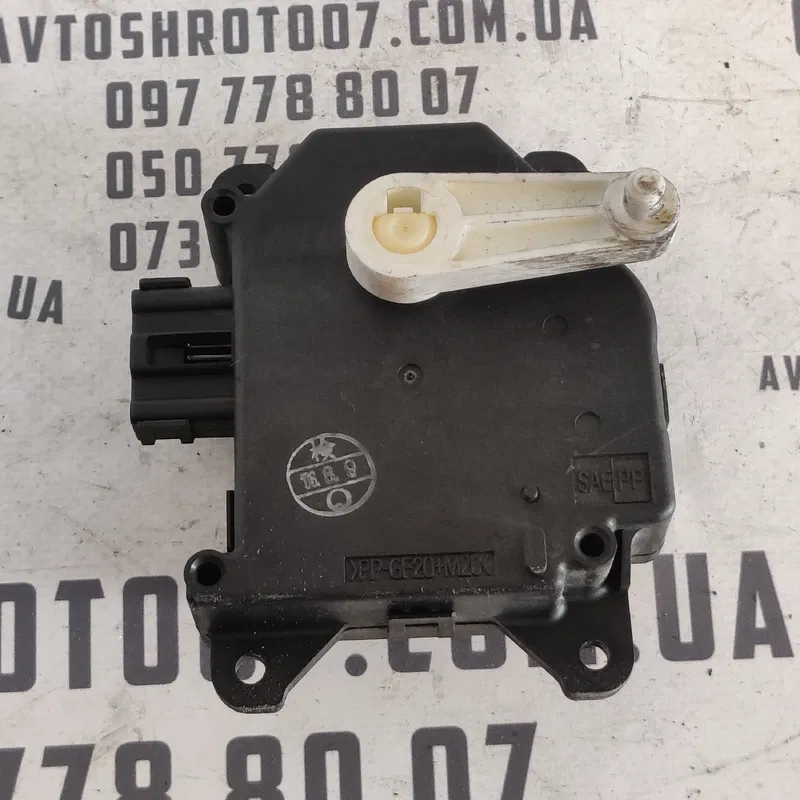 Двигун заслінки пічки Mazda 3 BK (03-09) OEM 8610000990