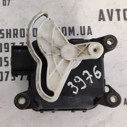 Двигун заслінки пічки Audi A6 C5 (97-05) OEM 4B2820511C фото 2