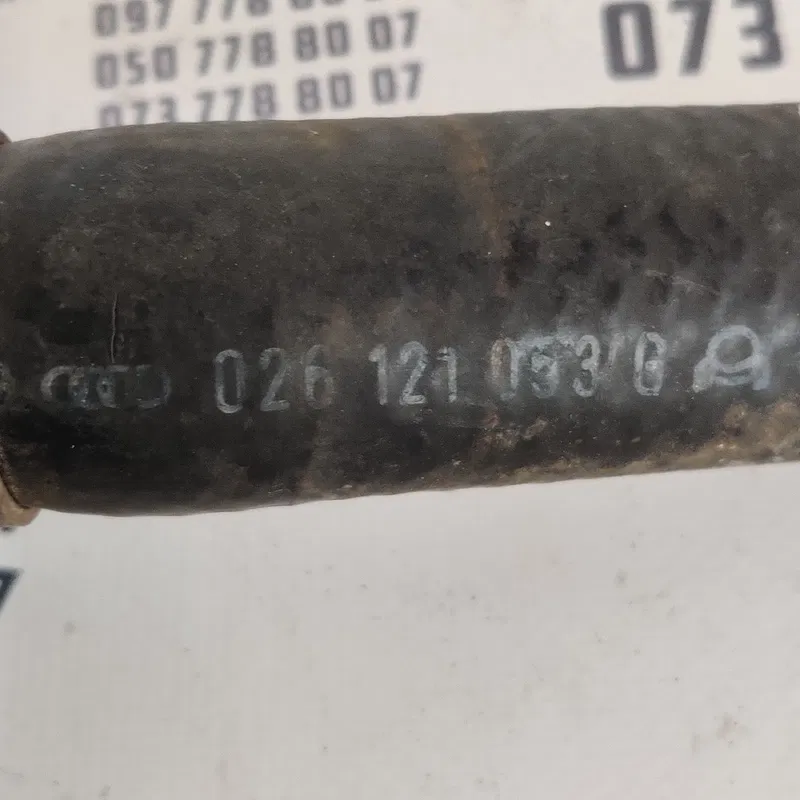 Трубка системи охолодження Audi 80 B3 (86-91) OEM 026121053g