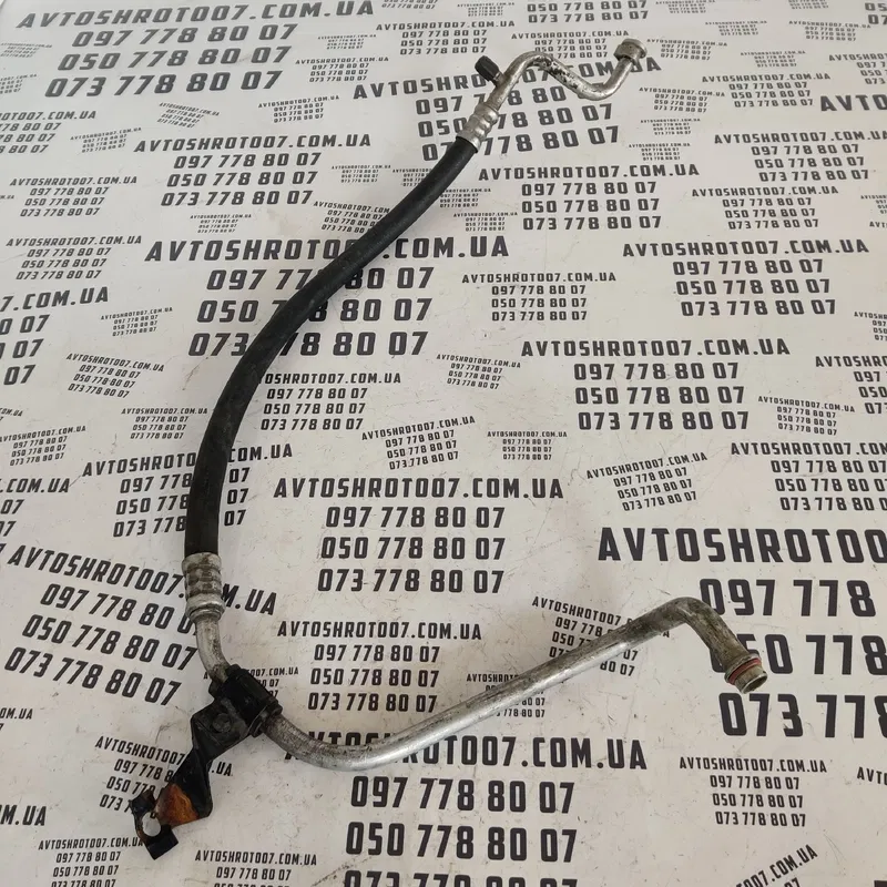 Трубка кондиціонера Chrysler Voyager 3 (95-00) OEM 04677282b