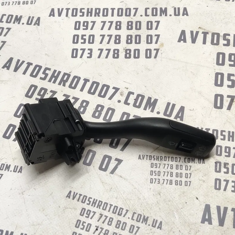 Перемикач підрульовий Audi Q7 (05-15) 3.6 BHK OEM 4B0953503a