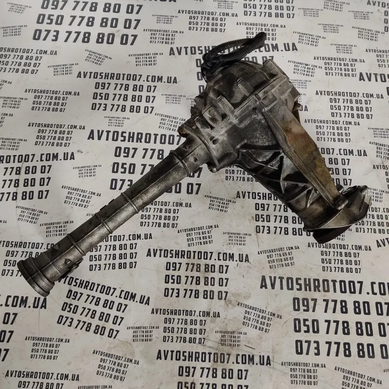 Редуктор Audi Q7 4L (05-15) 3.6 Бенз передній OEM 4460310020