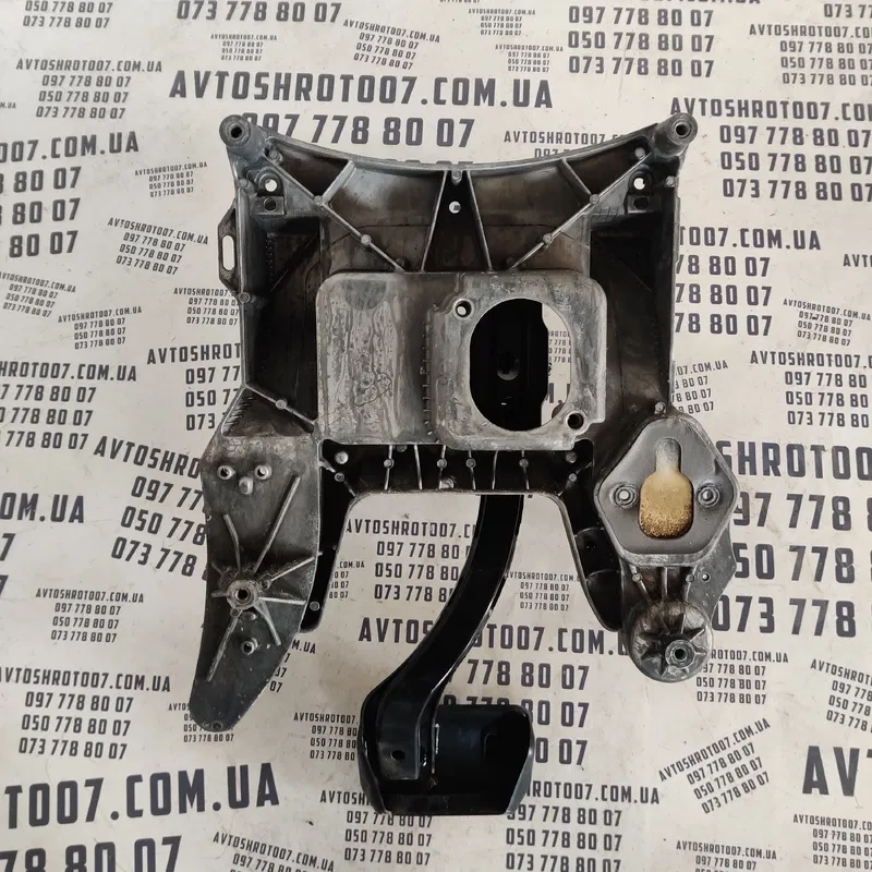 Педаль тормозу Audi Q7 4L (05-15) 3.6 Бензин OEM 8LA721051B