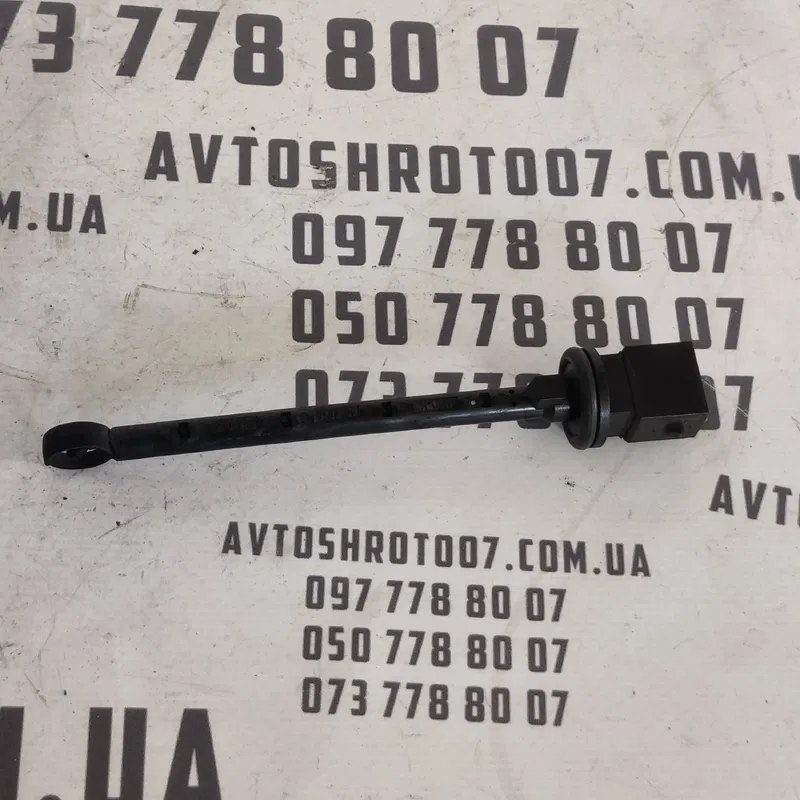Датчик температури повітря Audi A8 D2 (94-02) OEM 4d0820539