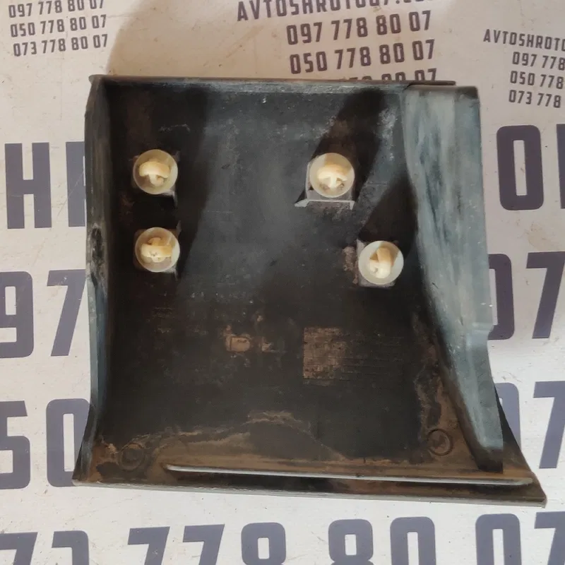Накладка порога Audi Q7 4L (05-15) 3.6б. права OEM 4L0854960