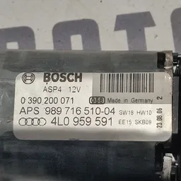 Моторчик люка Audi Q7 4L (05-15) 3.6 Бензин OEM 4L0959591 фото 3