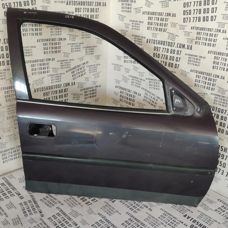 Двері передні праві Opel Vectra B (95-02)