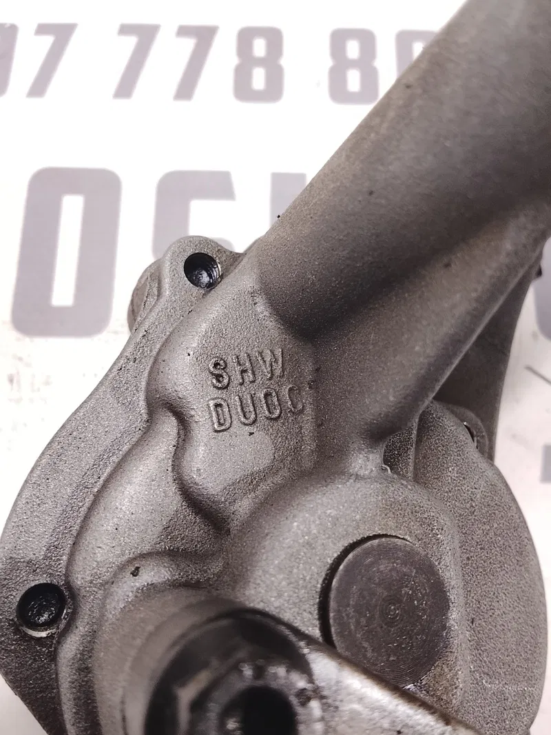 Масляний насос Skoda Octavia Tour 96-10 1.9TDI OEM 06a115105