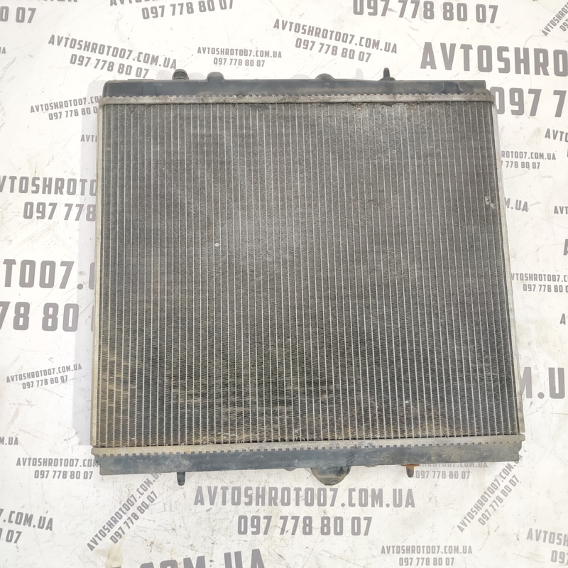 Радіатор двигуна Peugeot 807 (02-14) 2.2 HDI OEM 9641728380
