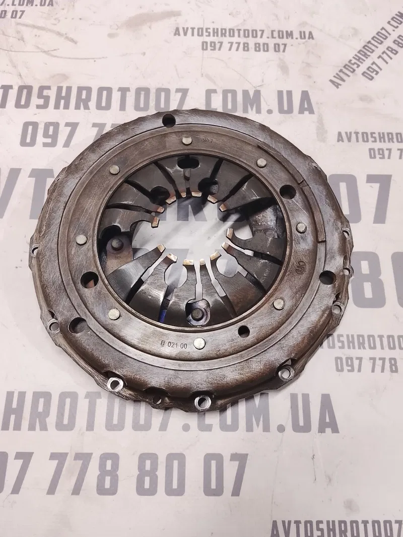 Корзина зчеплення Skoda Octavia 1996-2010 1.9 TDI OEM B02100