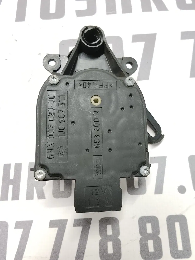 Двигун заслінки пічки Skoda Octavia (96-10) 1.9TDI 1j0907511