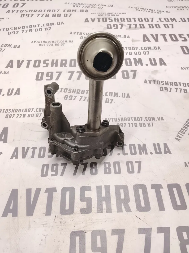 Масляний насос Skoda Octavia Tour 96-10 1.9TDI OEM 06a115105