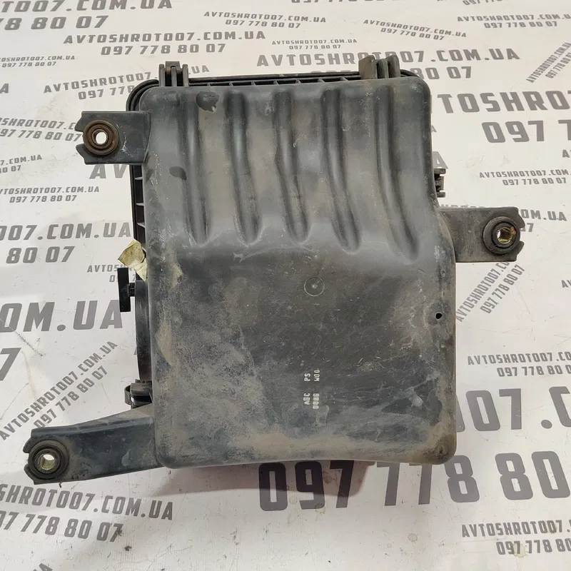 Корпус фільтра Kia Sorento 1 (02-09) 2.5 CRDi OEM 281103e200