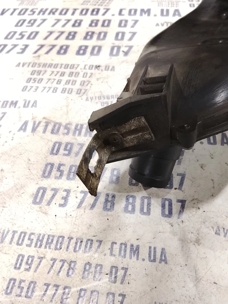 Патрубок інтеркулера Skoda Octavia 96-10 1.9TDI 1J0145762L