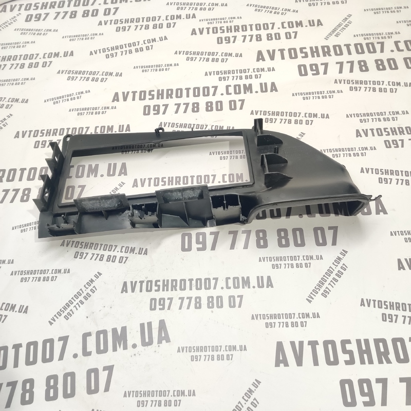 Корпус фільтра Peugeot 807 02-14 2.2 HDI лів OEM 1484382080