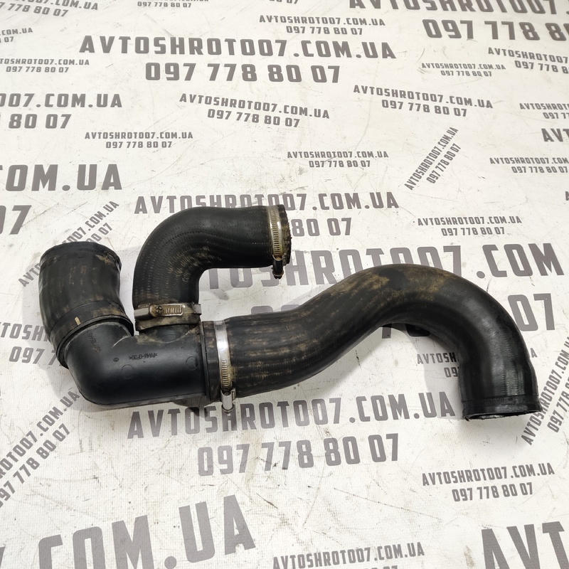 Патрубок інтеркулера Peugeot 807 (02-14) 2.2 HDI ce77025445