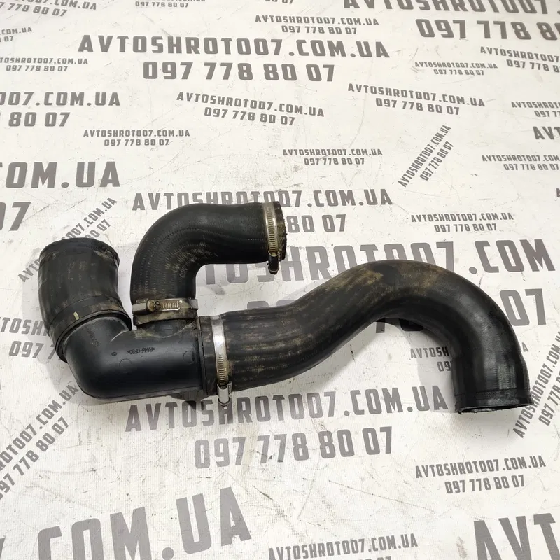 Патрубок інтеркулера Peugeot 807 (02-14) 2.2 HDI ce77025445