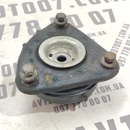Опора аморт. Volvo V50 (04-12) 2.0D перед.ліва OEM bv613k155 фото 1
