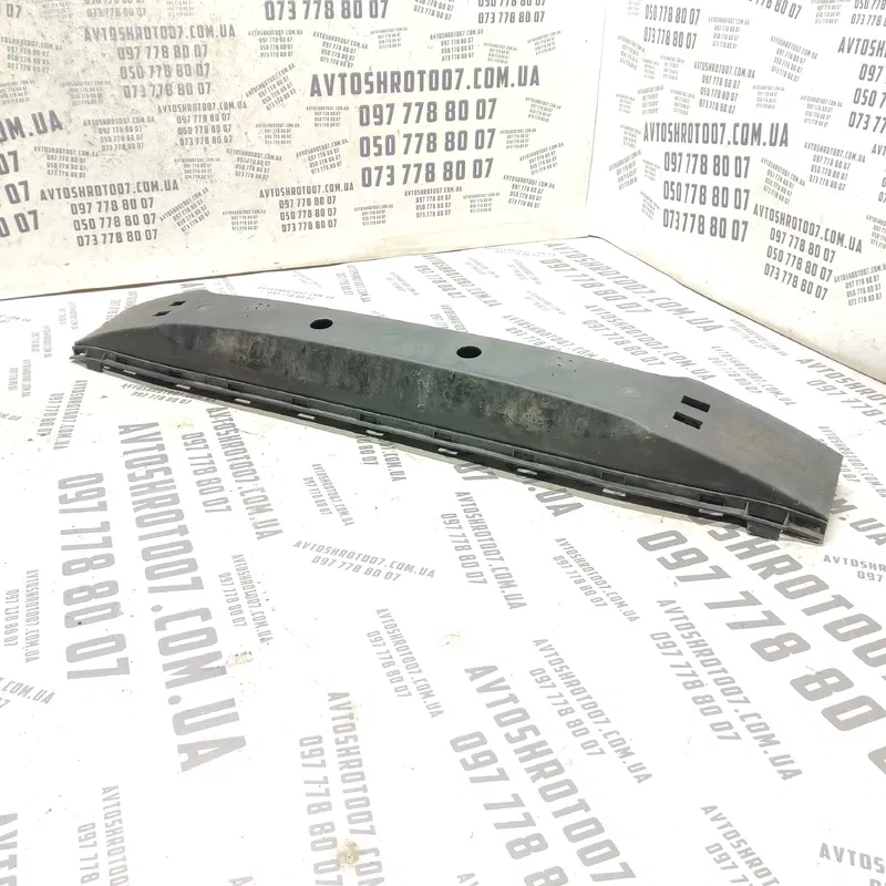 Абсорбер бампера Volvo V50 (04-12) 2.0D перед OEM 30655877