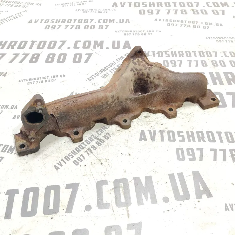 Колектор випускний Volvo V50 (04-12) 2.0 D OEM 9646849080