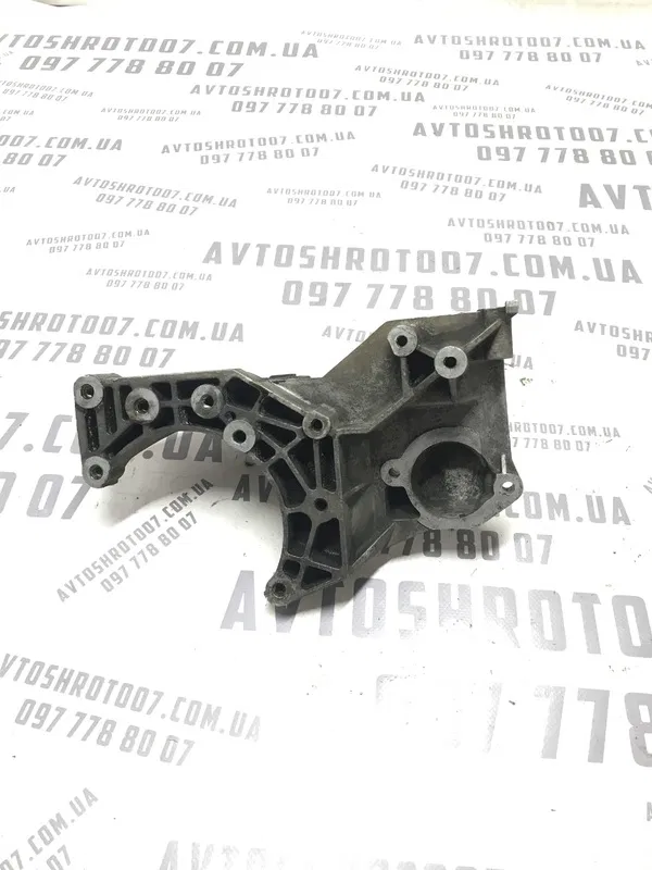 Кронштейн компр. Chevrolet Tacuma (00-11) 2.0 OEM 96286799