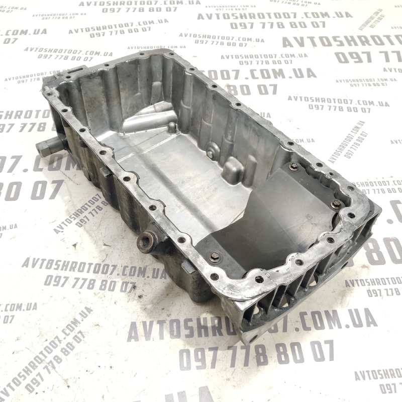 Піддон двигуна Volvo V50 (04-12) 2.0 Дизель OEM 9686828980 фото 2
