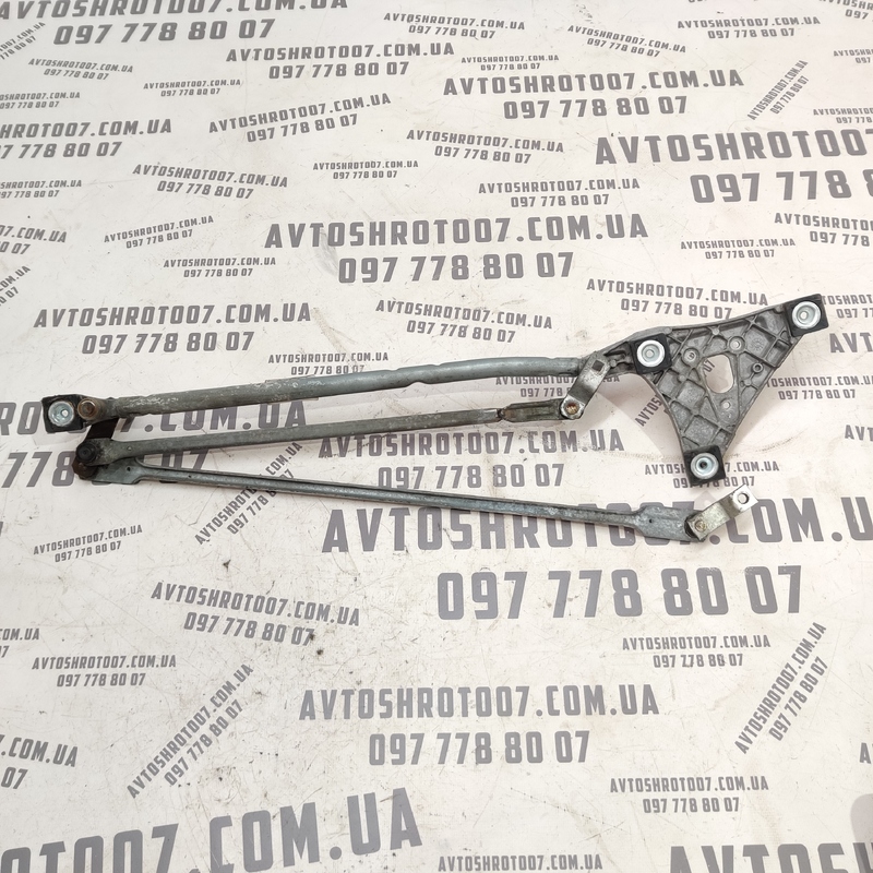 Трапеція двірників Volvo V50 (04-12) 2.0D перед OEM 30699342