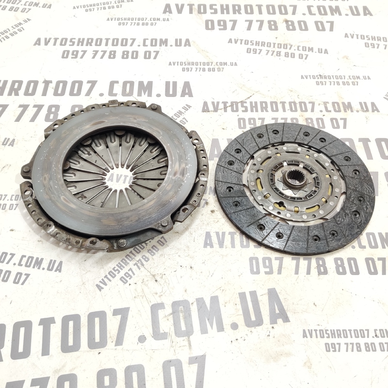 Комплект зчеплення Volvo V50 (04-12) 2.0 D OEM 9661185080
