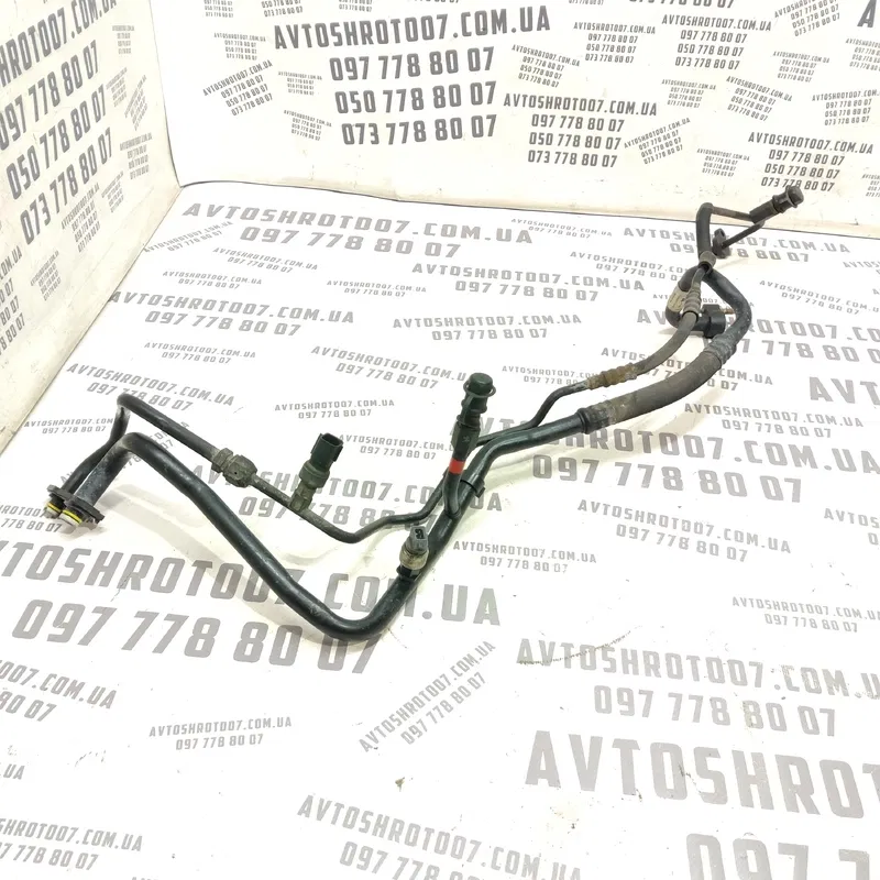Трубка кондиц. Volvo V50 (04-12) 2.0D права OEM 4n5h19a834fj