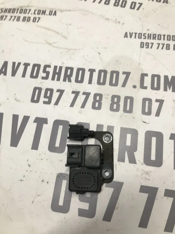 Датчик темп. повітря Kia Cerato 04-09 2.0 перед 969852f201