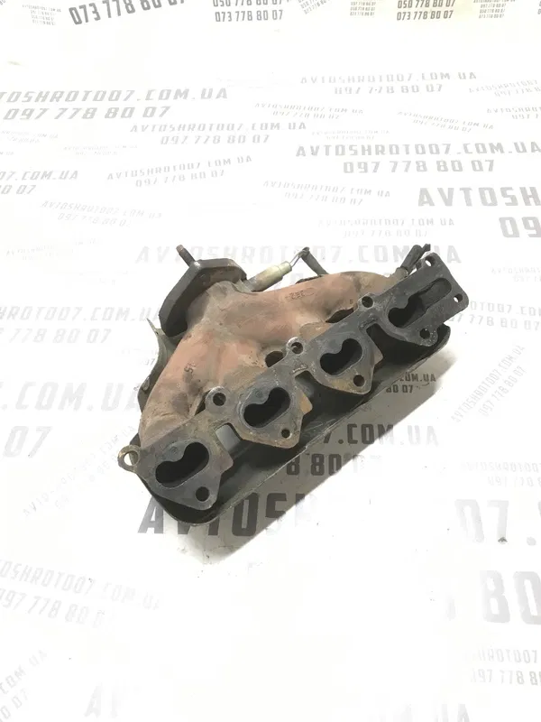Колектор випускний Chevrolet Tacuma (00-08) 2.0 OEM 92062877
