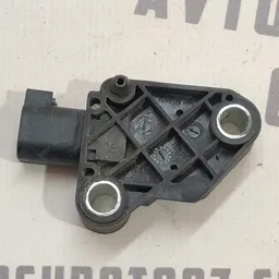 Датчик удару Volvo V50 (04-12) 2.0D перед ліво OEM 30737139 фото 2