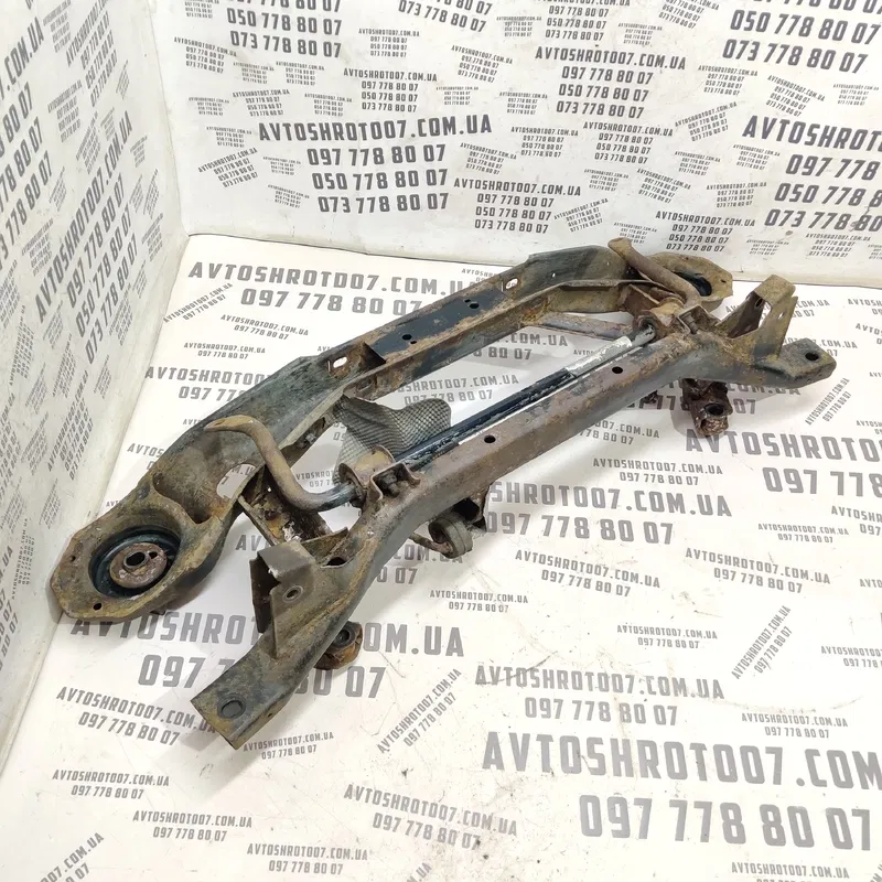 Підрамник Volvo V50 (04-12) 2.0 Дизель задній OEM 4n515k067