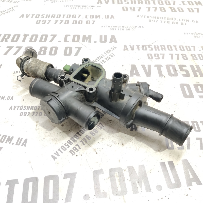 Корпус термостата Volvo V50 04-12 2.0 Дизель OEM 9656182980