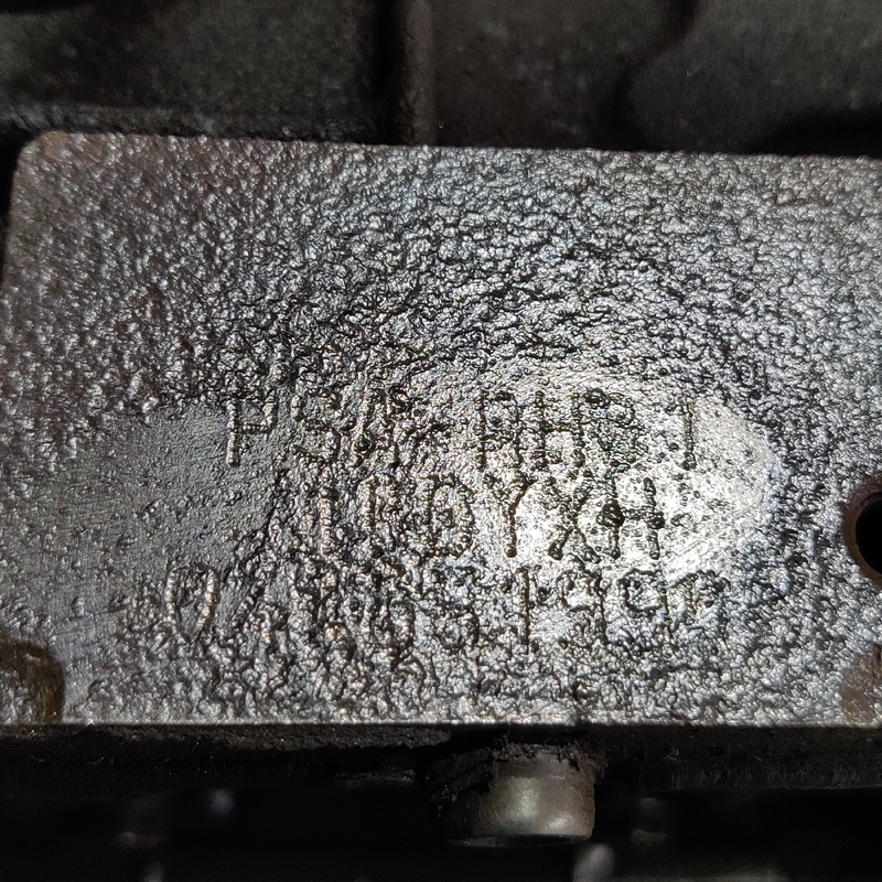 Блок двигуна Volvo V50 (04-12) 2.0 Diesel OEM D4204T