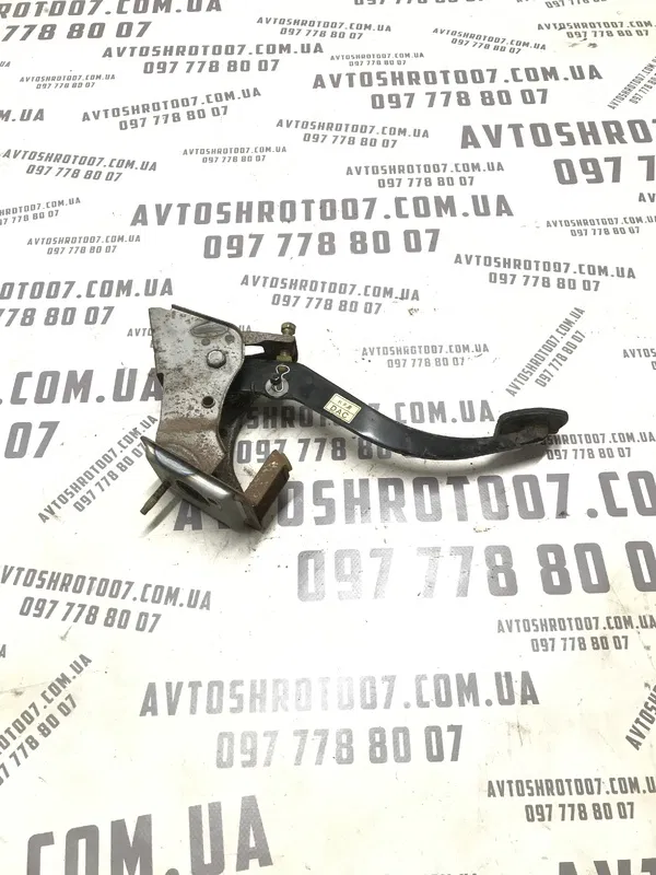 Педаль щеплення Kia Cerato 1 (04-09) 2.0 Бензин