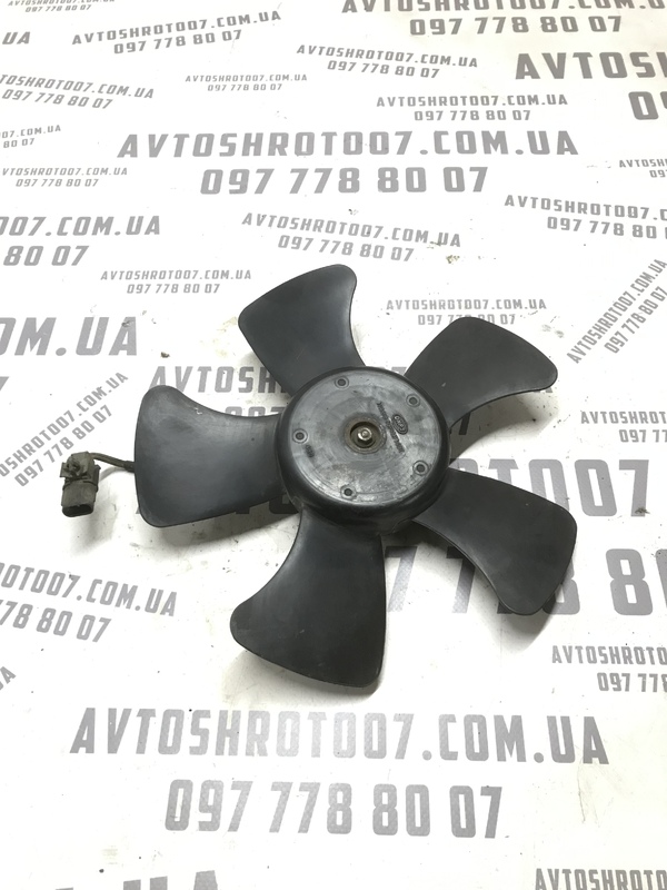 Вентилятор радіатора Chevrolet Tacuma 00-08 2.0 Бензин права