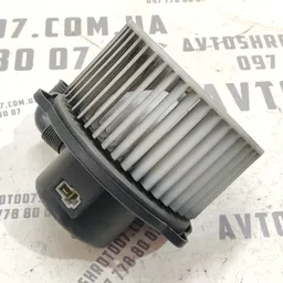 Мотор пічки Hyundai Elantra 3 00-06 1.6 Бенз OEM 971132d000 фото 3
