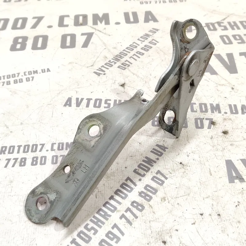 Петля капоту Hyundai Elantra 3 (00-06) 1.6 бензин ліва