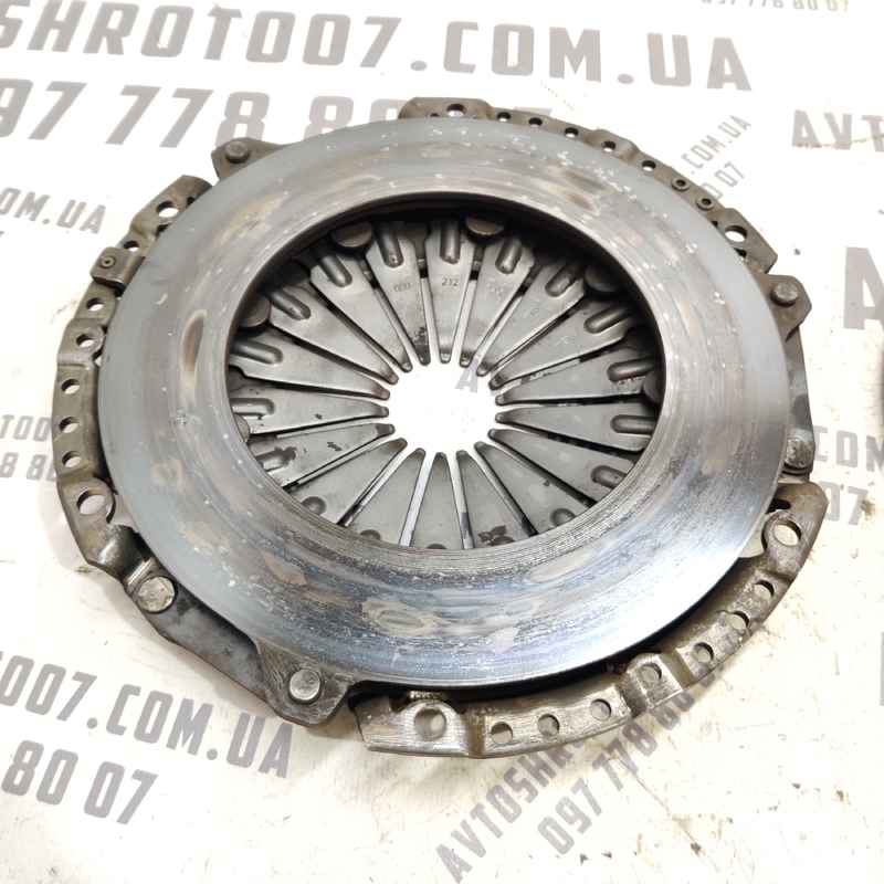 Комплект зчеплення Volvo V50 (04-12) 2.0 D OEM 9661185080