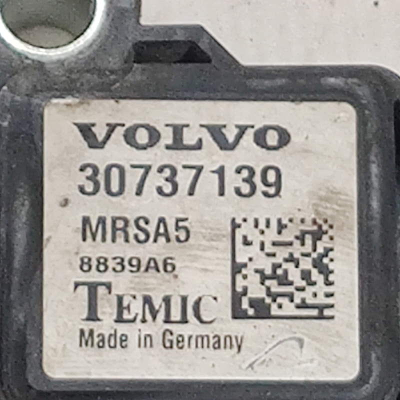 Датчик удару Volvo V50 (04-12) 2.0D перед ліво OEM 30737139