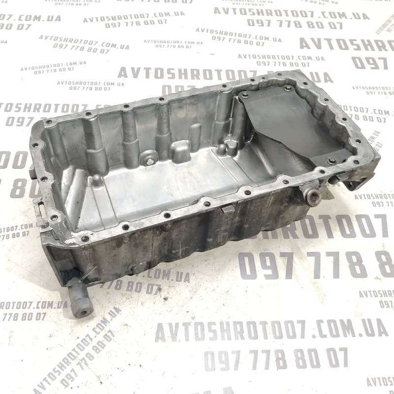 Піддон двигуна Volvo V50 (04-12) 2.0 Дизель OEM 9686828980