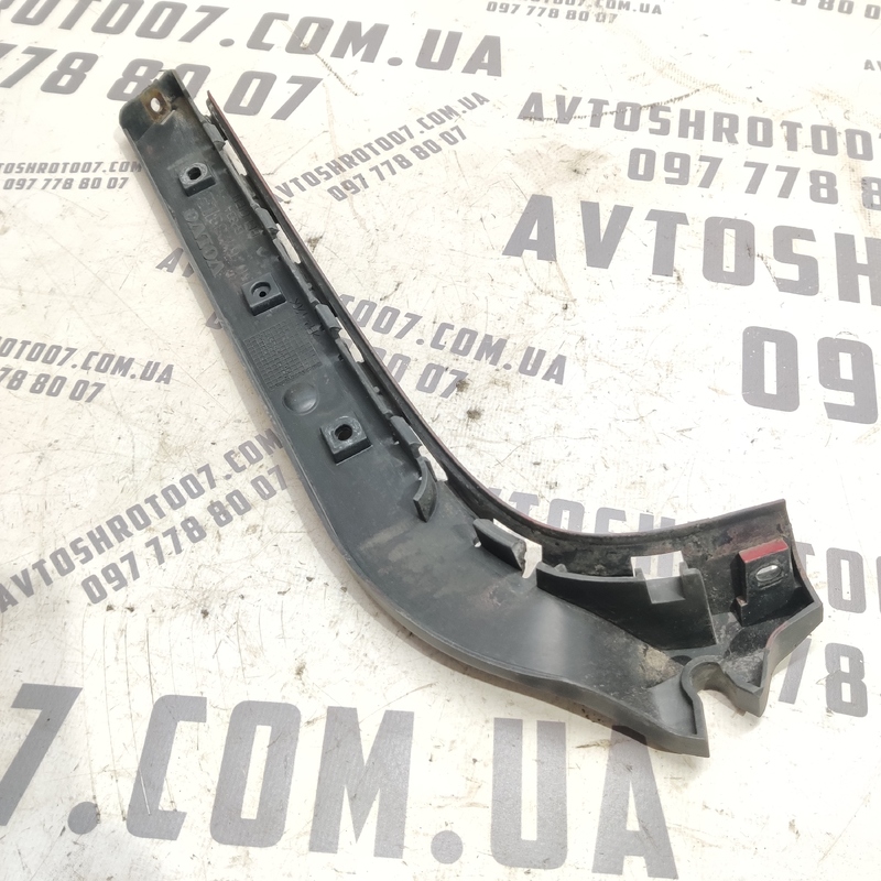 Кронштейн бампера Volvo V50 (04-12) 2.0D задня ліва 30764233 фото 2
