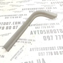 Накладка салону Volvo V50 04-12 2.0D права перед OEM 8641785