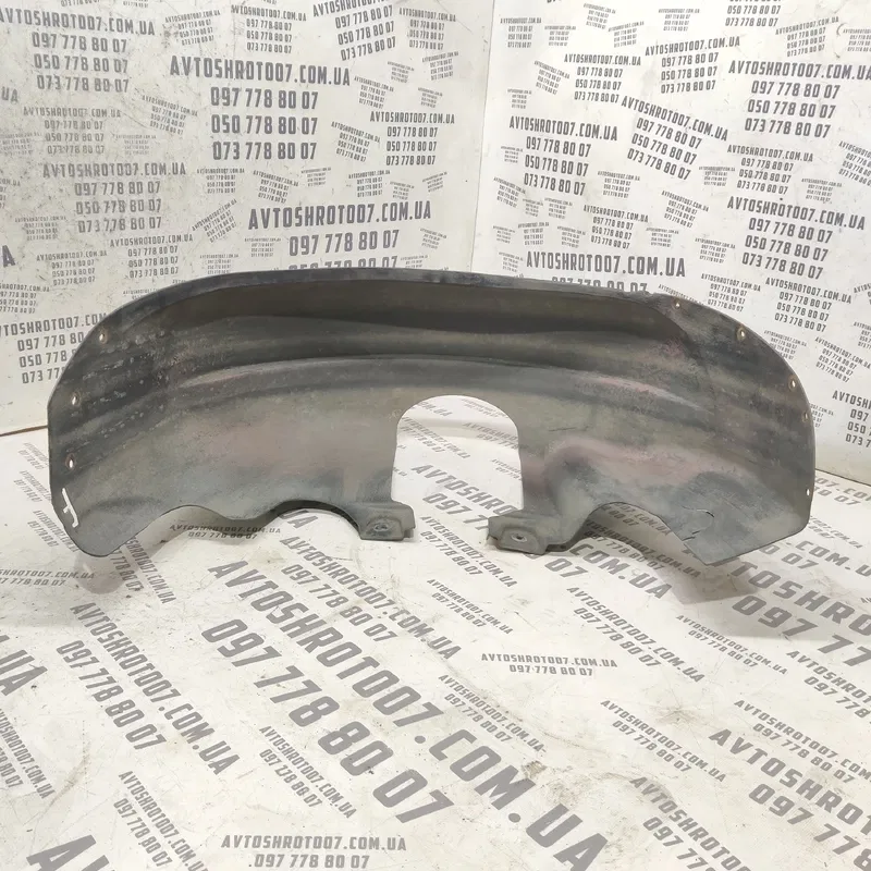 Підкрилок Volvo V50 (04-12) 2.0D зад. ліва ниж. OEM 30678139